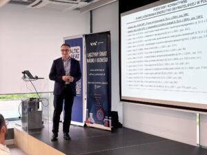 Jacek Domański - Studium przypadku budowy społeczności energetycznej — relacja z warsztatów w Olivia Centre